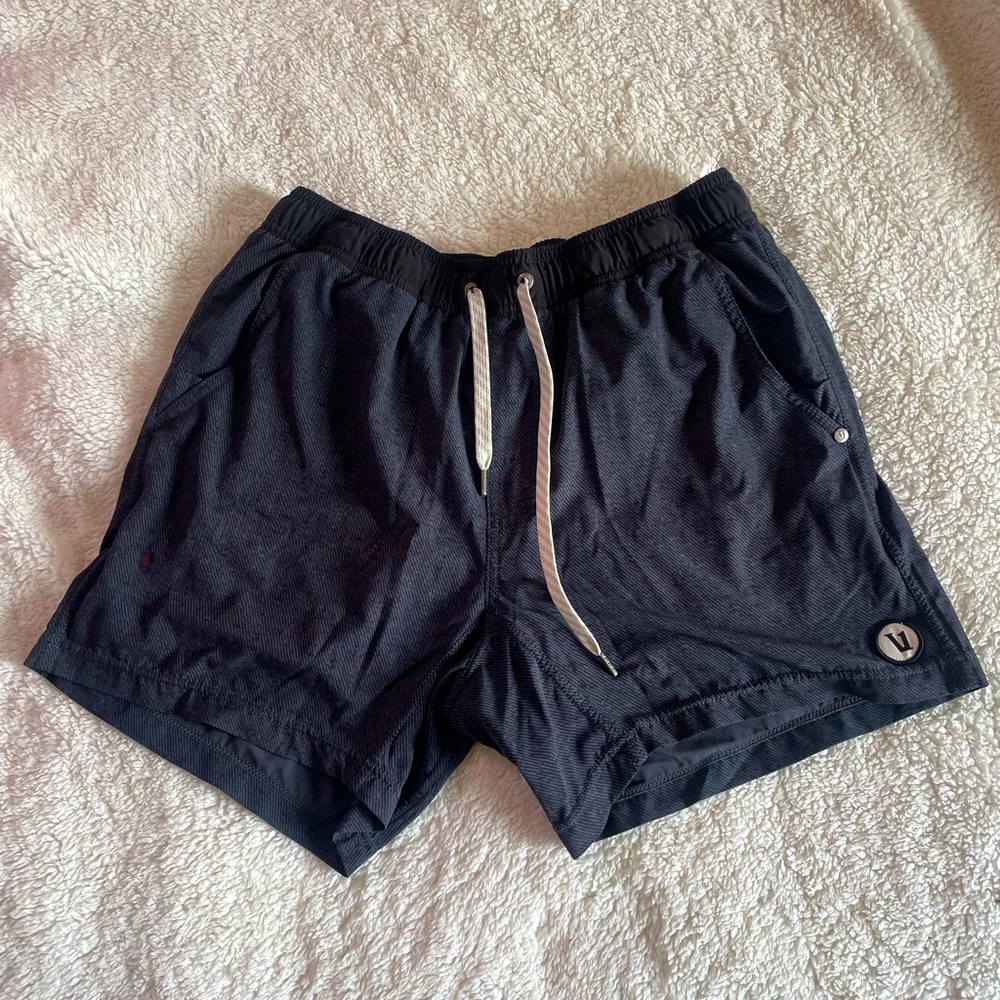Vuori Kore Short 5” inseam